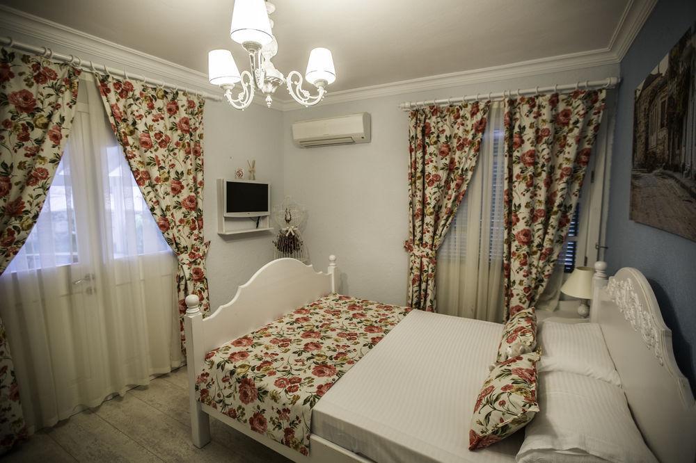 אלאקאטי The White Hotel מראה חיצוני תמונה