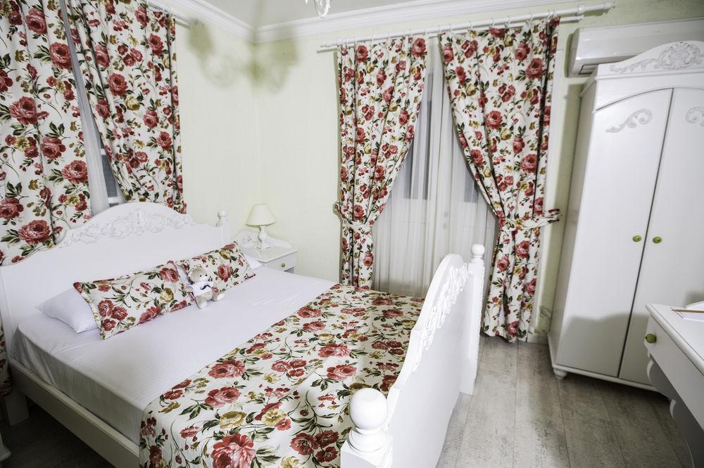 אלאקאטי The White Hotel מראה חיצוני תמונה