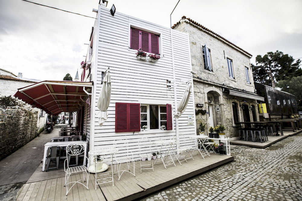 אלאקאטי The White Hotel מראה חיצוני תמונה