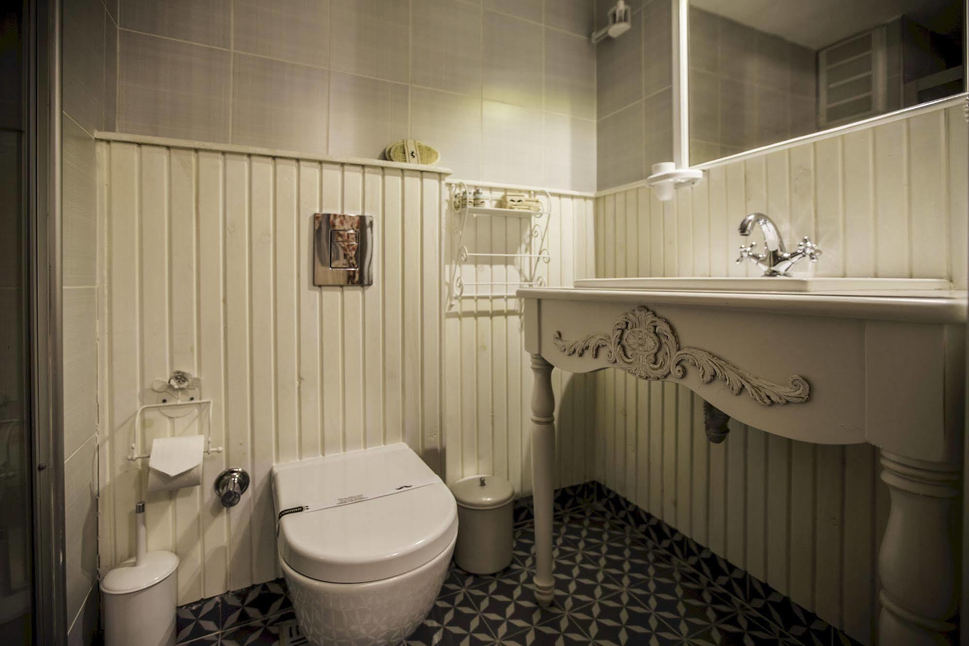 אלאקאטי The White Hotel מראה חיצוני תמונה